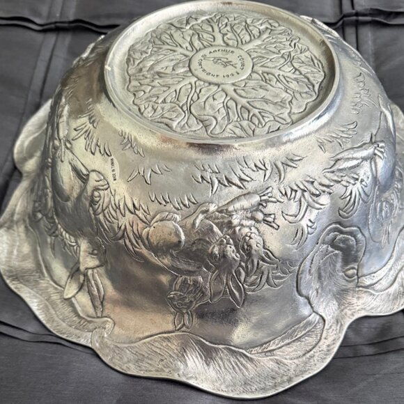 Arthur Court Bunny Bowl - Picture 3 of 4